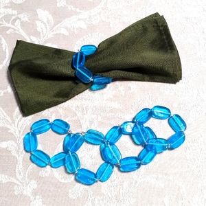 Set of 5 Vintage Bright Turquoise Glass Bead Napkin Rings